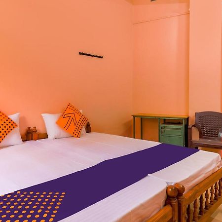 Panmana Oyo New Mubarak Tourist Home المظهر الخارجي الصورة
