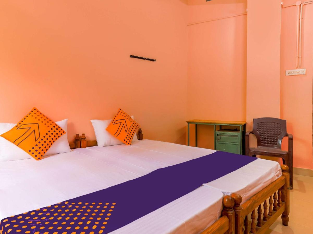 Panmana Oyo New Mubarak Tourist Home المظهر الخارجي الصورة