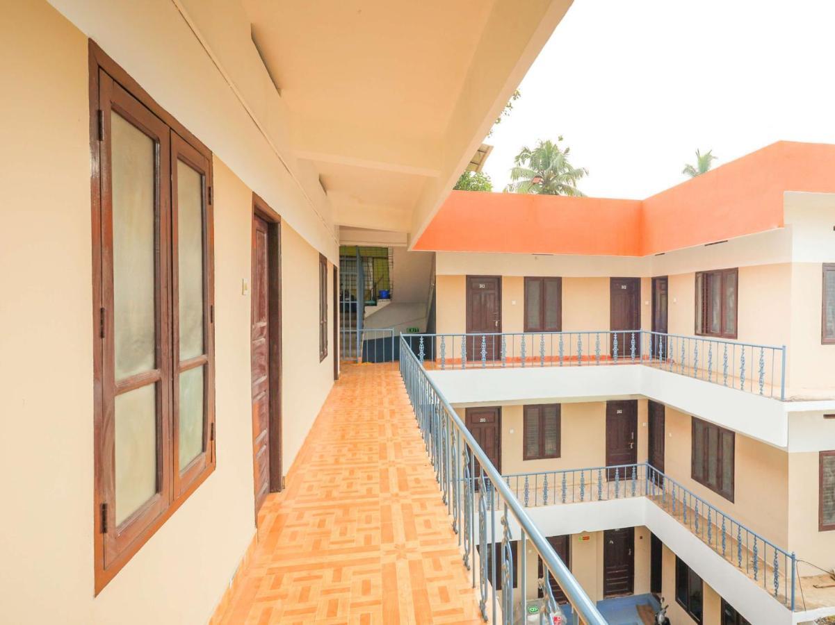 Panmana Oyo New Mubarak Tourist Home المظهر الخارجي الصورة